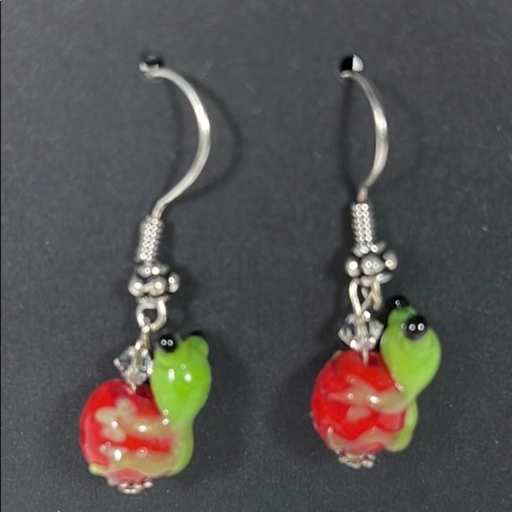 FROG LAMPWORK STERLING SILVER EARRING